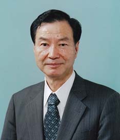 鈴木和夫理事長
