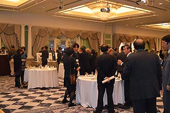 写真4：第II部 交流会 新食材を使った料理の試食