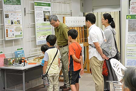 写真2：もりの展示ルーム2