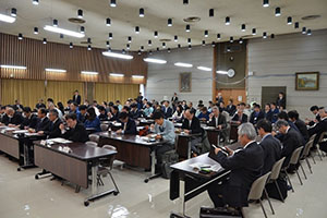 報告会会場の様子
